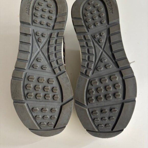 Burberry Union Check Archive Beige Low Cut Designer Trainers Sneakers Men Sz 9 - Picture 2 of 7